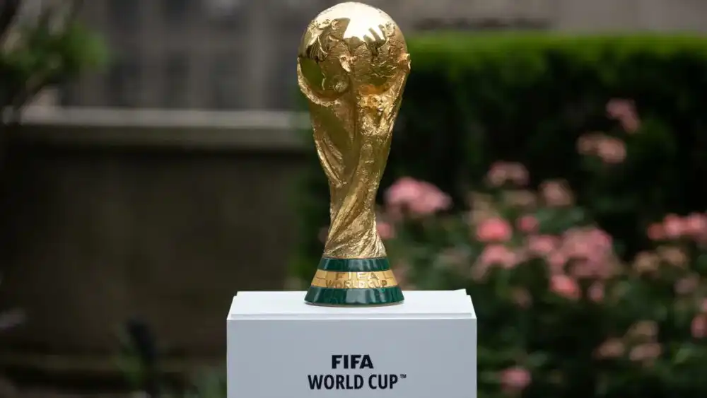 إنفانتينو يؤكد استضافة السعودية لكأس العالم 2034