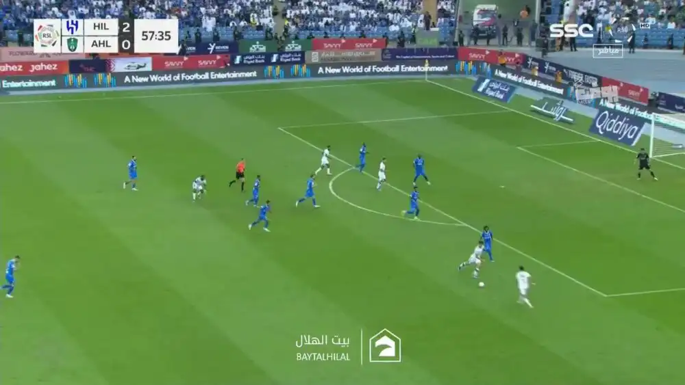 شاهد تمريرة حاسمة لرياض محرز مع الاهلي ضد الهلال اليوم