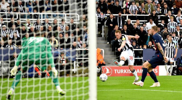 نيوكاسل يسحق سان جيرمان برباعية في دوري أبطال أوروبا