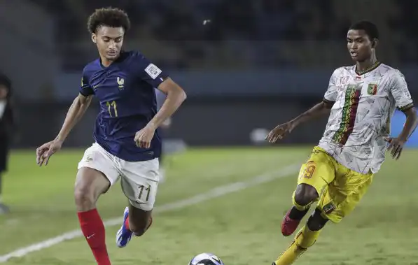 ألمانيا وفرنسا يبلغان نهائي كأس العالم للناشئين تحت 17 عاماً