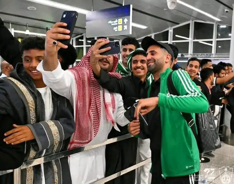 توقيت و القنوات الناقلة لمباراة الأهلي ضد أبها في الدوري السعودي 2023/2024