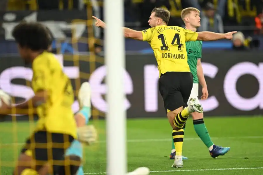 بدون بن سبعيني .. بوروسيا دورتموند يفوز على نيوكاسل