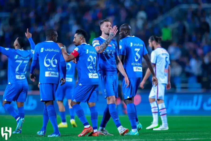 الهلال يسحق أبها بسباعية في الدوري السعودي