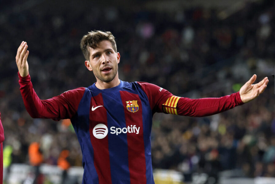 برشلونة يفوز على ضيفه ألميريا في الدوري الإسباني
