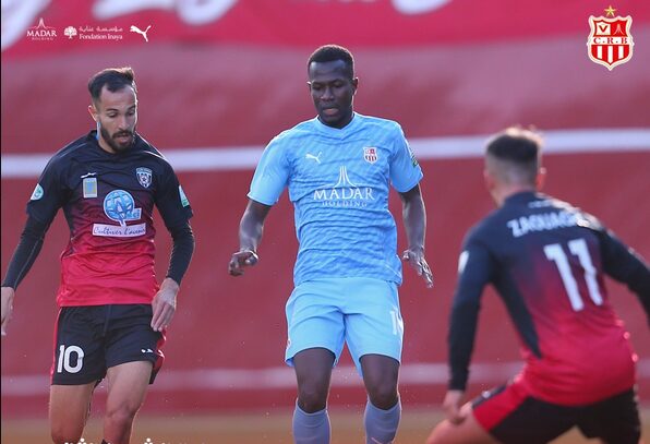 شباب بلوزداد يكتفى بالتعادل أمام مستضيفه نجم بن عكنون
