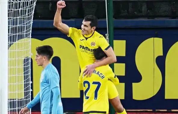 ماندي يقود فياريال للفوز على سيلتا فيغو في الدوري الإسباني
