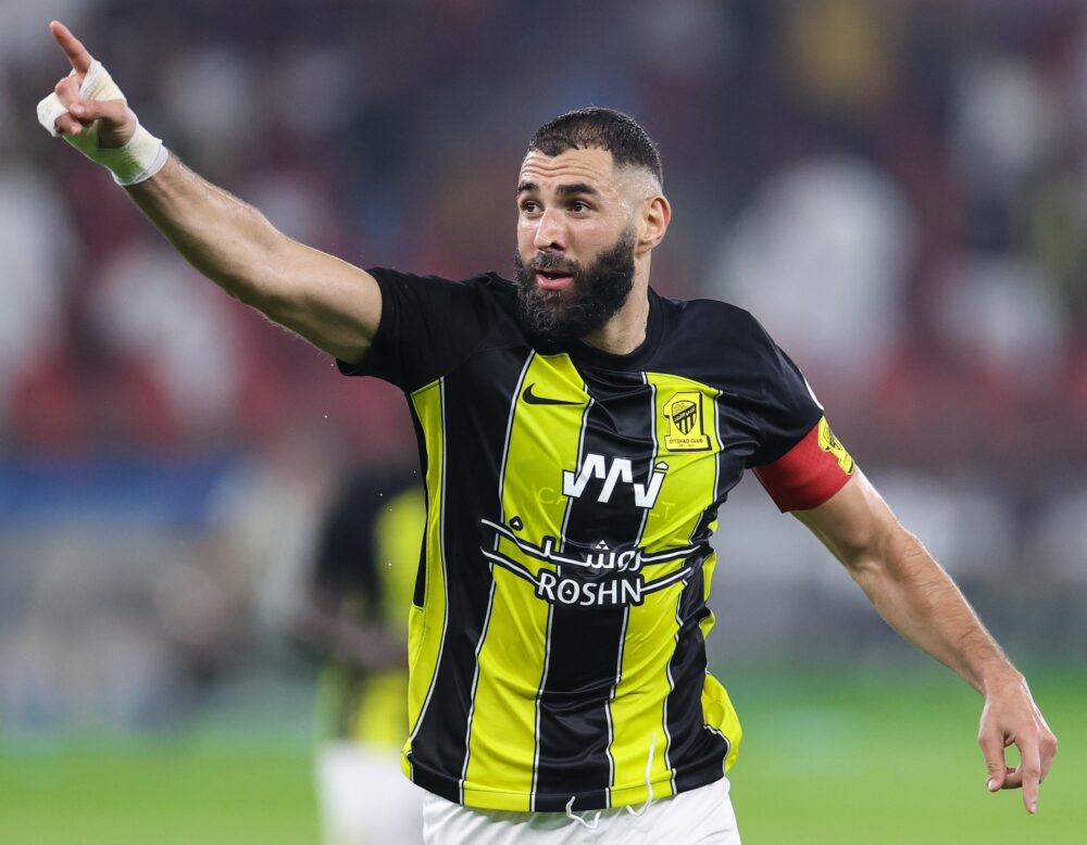 إدارة تشيلسي تخطط للتعاقد مع أحد مهاجمي الدوري السعودي
