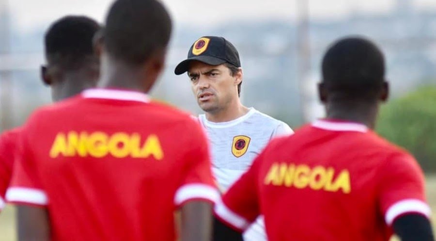 بيدرو غونسالفيش مدرب أنغولا : نحن جاهزون لمواجهة الجزائر 15