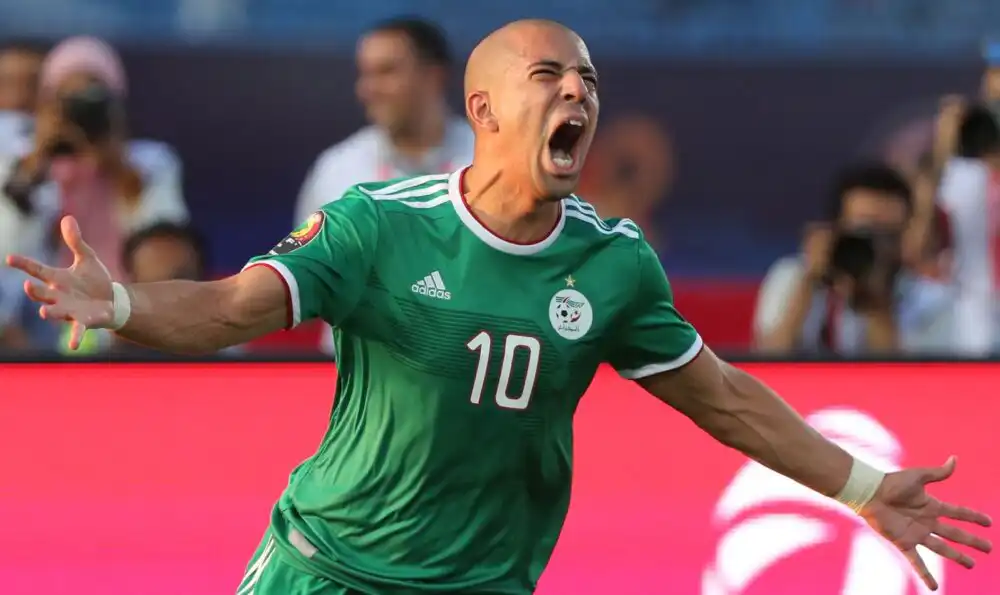 فغولي : “عندما ألعب للجزائر أعرف المسؤولية الملقاة علينا لإرضاء الشعب”