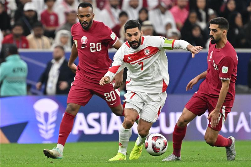 قطر تستهل حملة الدفاع عن لقبها بكأس آسيا بفوز على لبنان 9