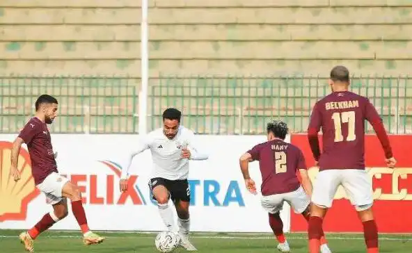 قندوسي يطرد في تعادل سيراميكا كليوباترا مع ضيفه الجونة