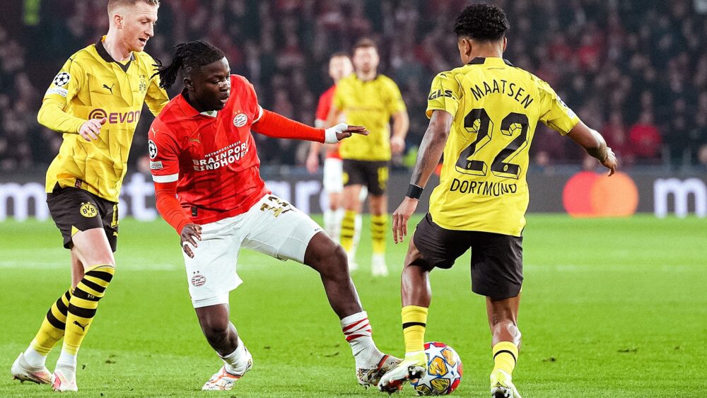 التعادل يحسم موقعة آيندهوفن وبوروسيا دورتموند في ذهاب ثمن نهائي دوري أبطال أوروبا