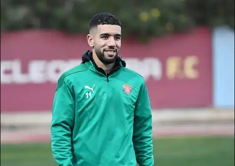 قندوسي يتلقى 3 عروض ويفضل الاحتراف في أوروبا