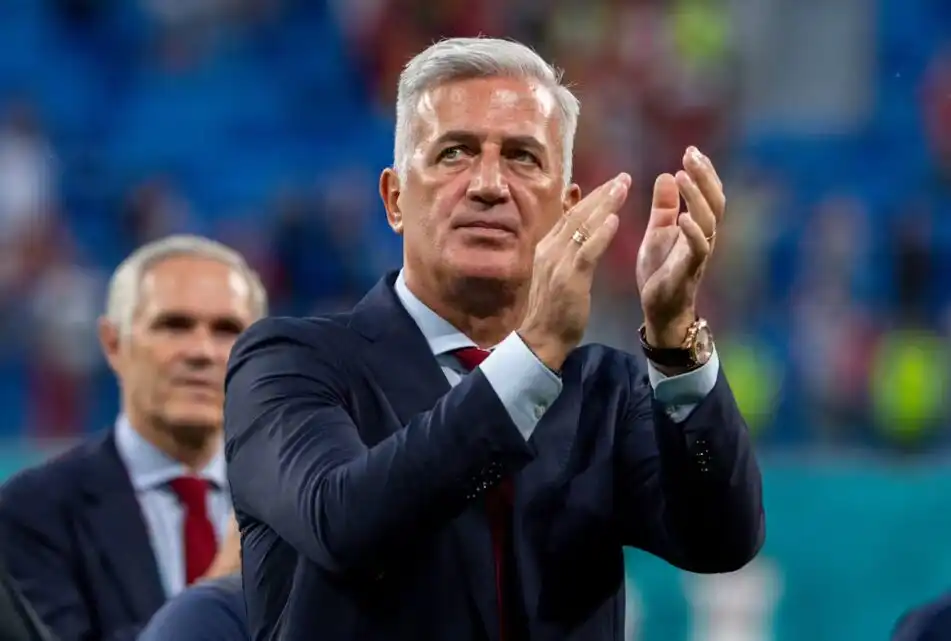 تمت .. فلاديمير بيتكوفيتش لتدريب منتخب الجزائر