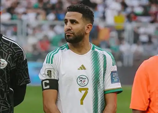محرز يريد التواجد مع منتخب الجزائر في نهائيات مونديال 2026