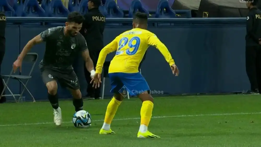 شاهد انبهار المعلق السعودي بأمير سعيود ضد النصر اليوم