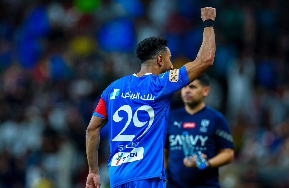 الهلال يتوج بكأس السوبر السعودية 28