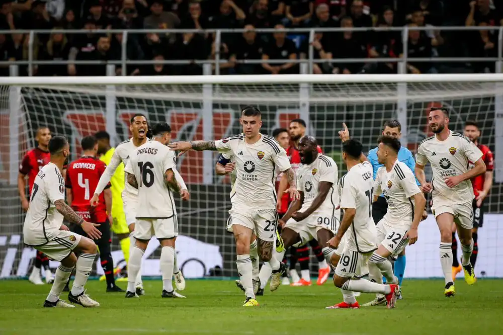 بمشاركة بن ناصر وعوار .. روما يفوز على ميلان في ذهاب ربع نهائي الدوري الأوروبي