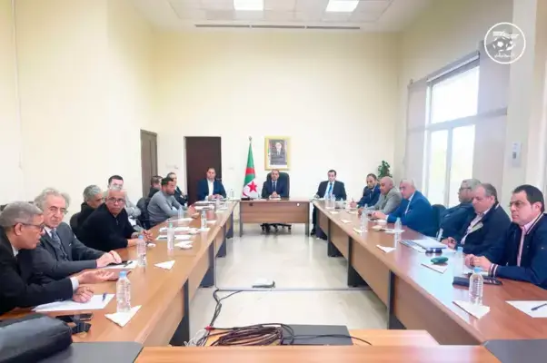 أهم ما جاء في إجتماع رئيس الفاف وليد صادي برؤساء أندية الرابطة المحترفة
