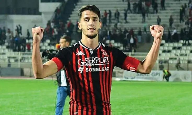 كولر يطلب من إدارة الأهلي الإسراع في حسم صفقة الجزائري زين الدين بلعيد