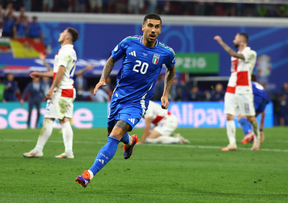 منتخب إيطاليا يتأهل للدور ثمن النهائي من يورو 2024