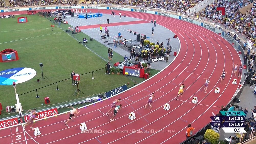 ساهد|  الجزائري جمال سجاتي يفوز بسباق 800 متر في جولة موناكو ضمن الدوري الماسي