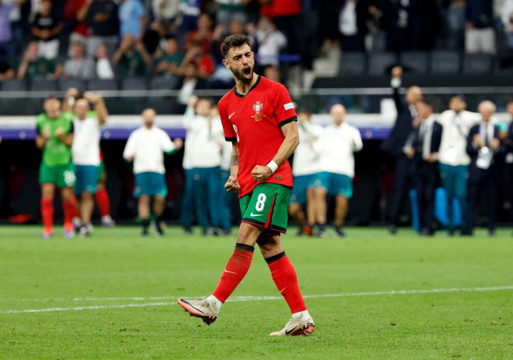 البرتغال تبلغ ربع نهائي بطولة أمم أوروبا