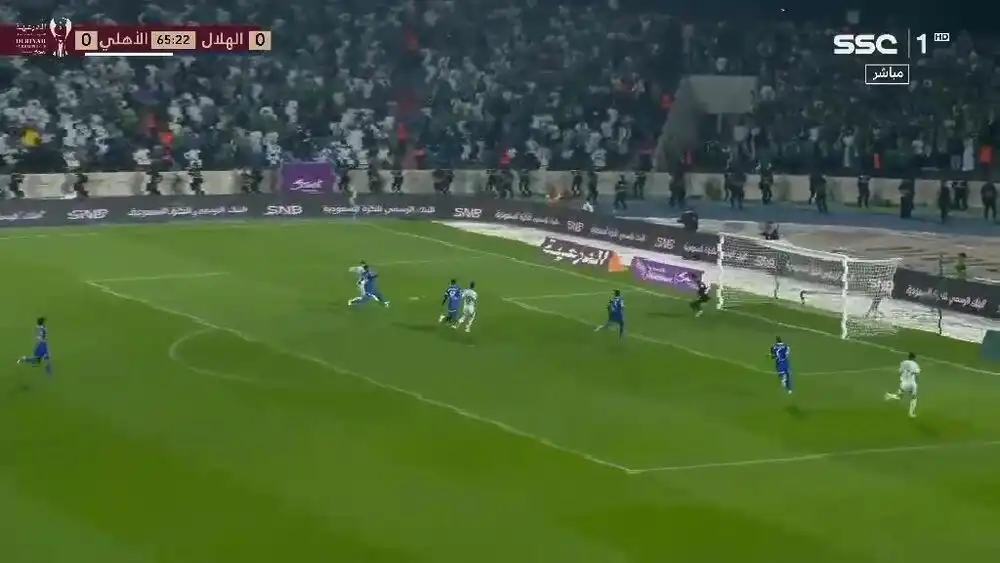 شاهد أسيست رياض محرز ضد الهلال اليوم