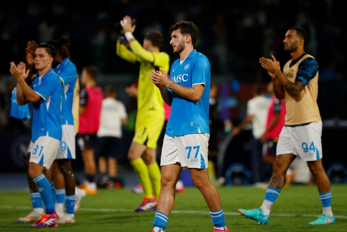 نابولي يفوز على بارما في الدوري الإيطالي