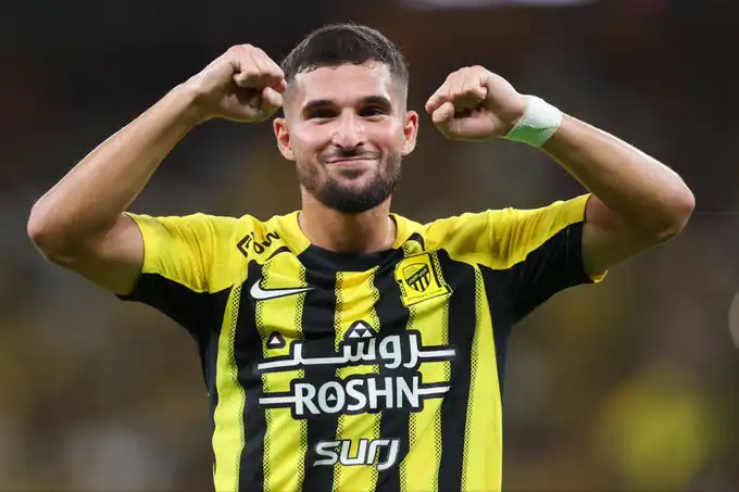 حسام عوار هداف ويقود الاتحاد للفوز على الفتح وتتصدر الدوري السعودي