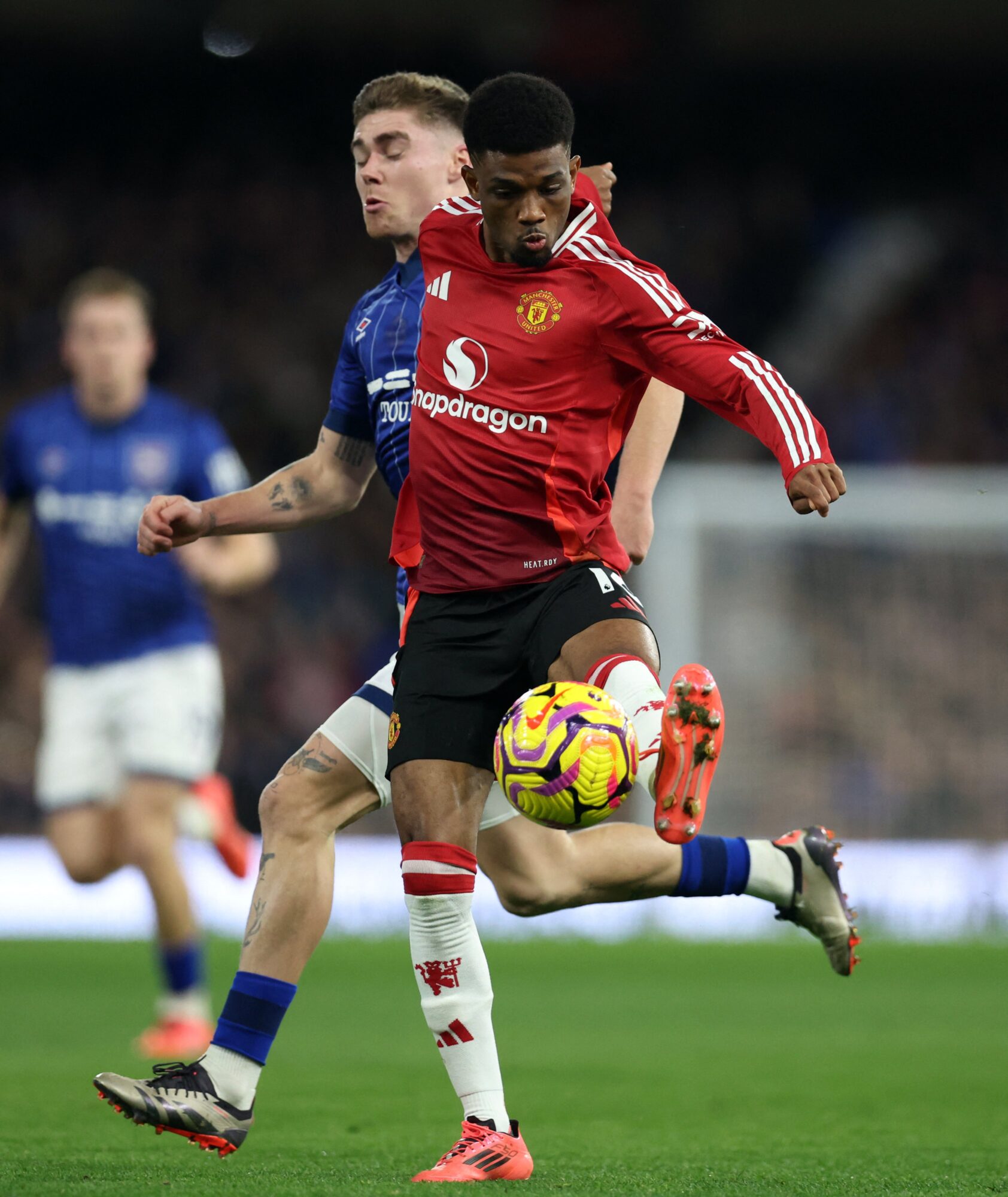 مانشستر يونايتد يتعادل مع مضيفه إبسويتش تاون في الدوري الإنجليزي