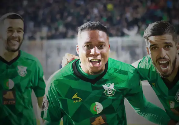 شاهد ملخص مباراة شباب قسنطينة 1 اتحاد العاصمة 0 السياسي يحلق وحيدا في الصدارة