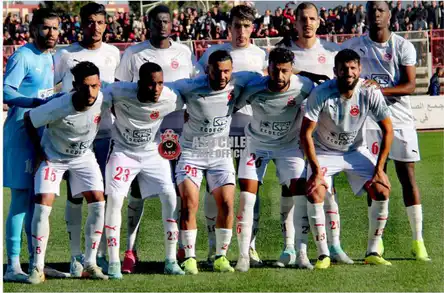أولمبي الشلف يفوز على شبيبة القبائل في الدوري الجزائري