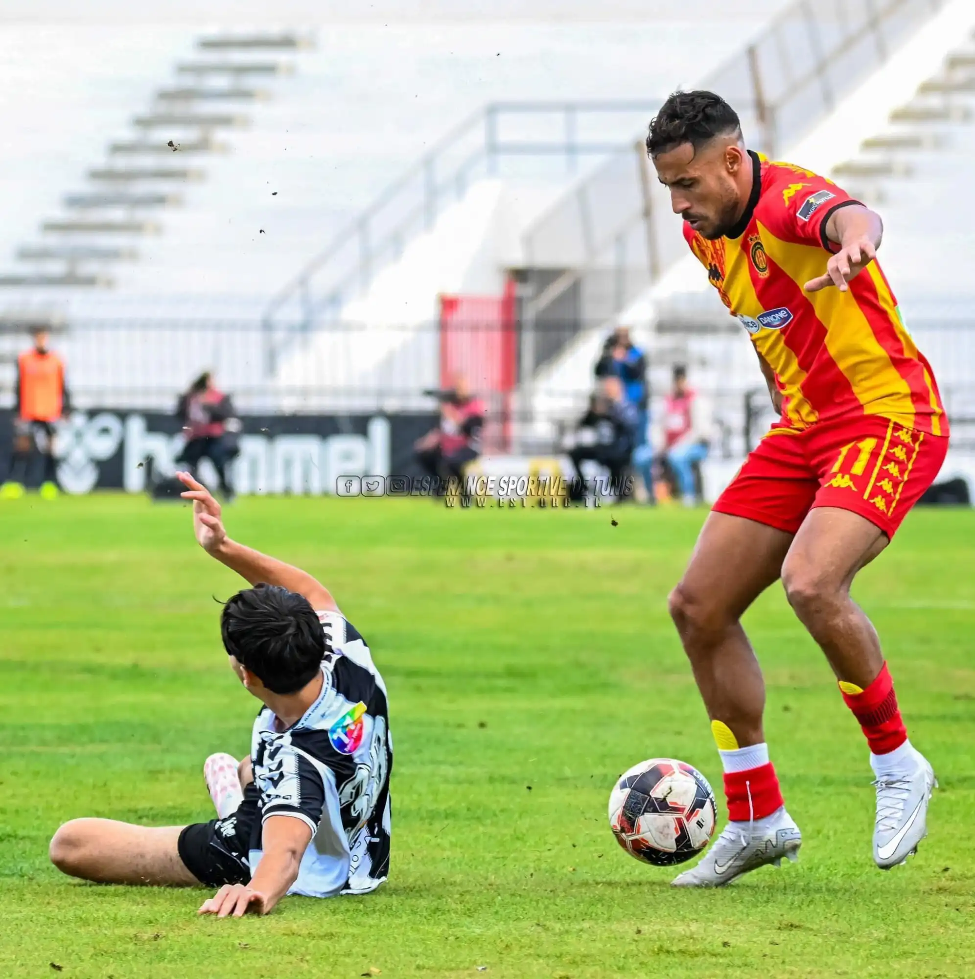 يوسف البلايلي ممرر حاسم في فوز الترجي على الصفاقسي بالدوري التونسي