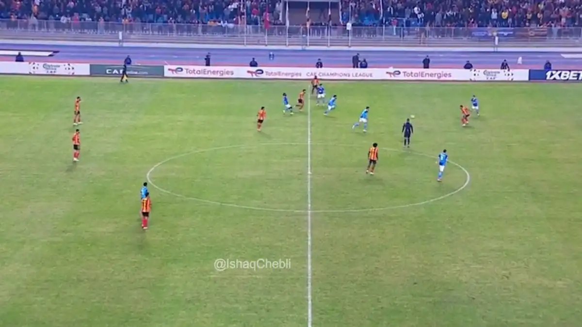 هدف يوسف بلايلي الخرافي لفريقه الترجي التونسي في شباك بيراميدز المصري