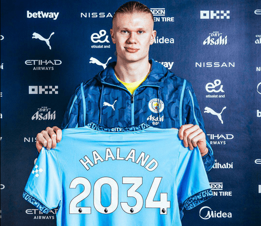 مانشستر سيتي يجدد عقد هالاند حتى عام 2034