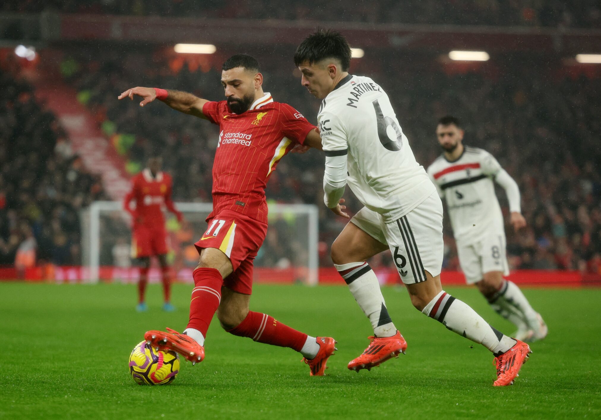 ليفربول يتعادل مع مانشستر يونايتد في الدوري الإنجليزي