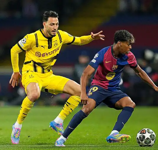 بمشاركة بن سبعيني .. بوروسيا دورتموند يسقط أمام برشلونة برباعية