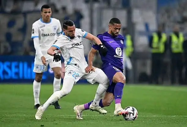 بمشاركة بن ناصر .. مارسيليا يرتقي إلى وصافة الدوري الفرنسي