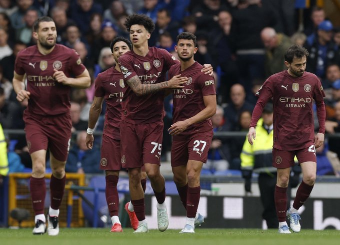 مانشستر سيتي يعود بالفوز من أرض إيفرتون