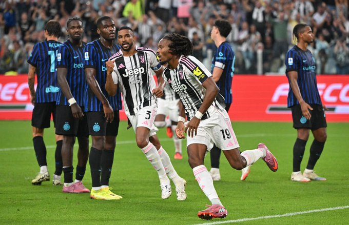 يوفنتوس يحسم ديربي إيطاليا بفوز مثير على إنتر في الدوري الإيطالي