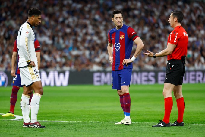 ثيسار سوتو غرادو حكما لقمة الكلاسيكو بين ريال مدريد وضيفه برشلونة