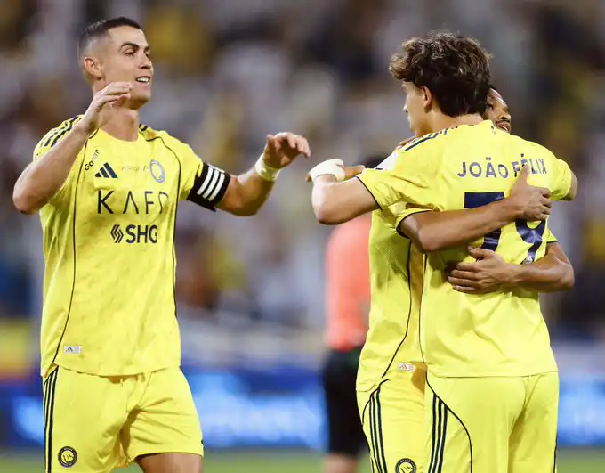 النصر يفوز على الحزم ويحقق انتصاره السادس توالياً في الدوري السعودي