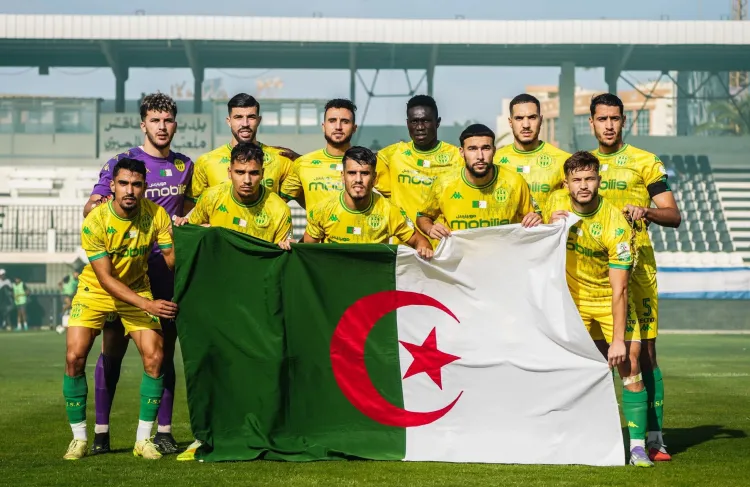 شبيبة القبائل تفوز على المنستيري التونسي بثلاثية في دوري الابطال