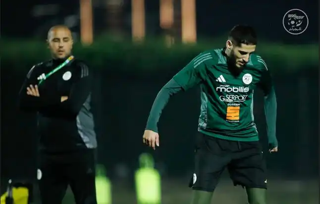 المنتخب الوطني يجري أول حصة تدريبية في قطر