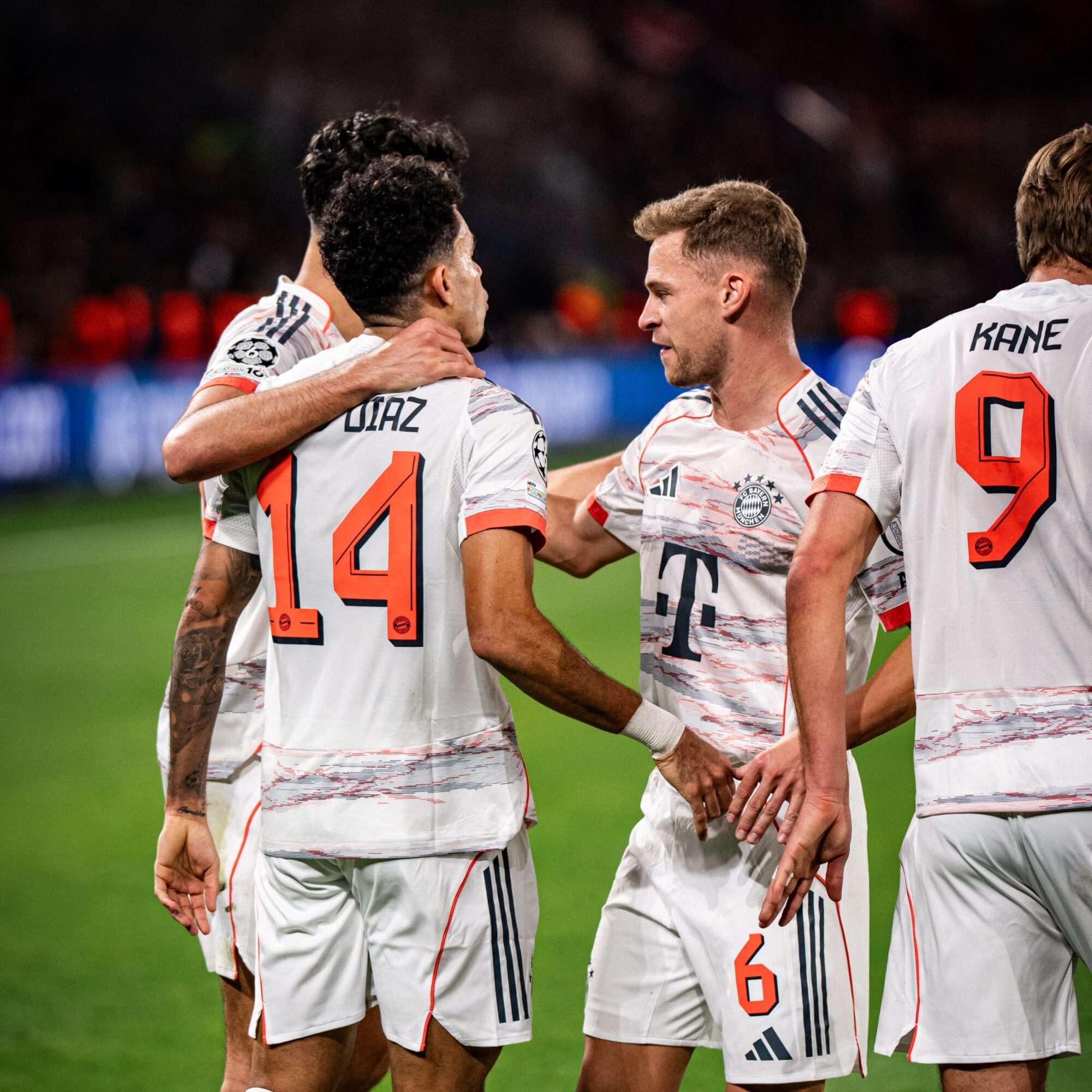 بايرن ميونيخ يعود بالفوز من ميدان باريس سان جيرمان في دوري أبطال أوروبا