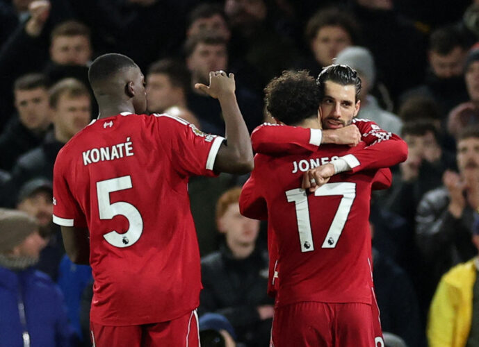 ليفربول ينقاد للتعادل مع مضيفه ليدز يونايتد في الدوري الإنجليزي