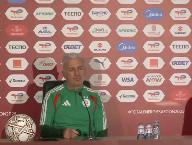 بيتكوفيتش : “منتخب الكونغو الديمقراطية يطبق كرة جميلة ويحسن بناء اللعب من الخلف”