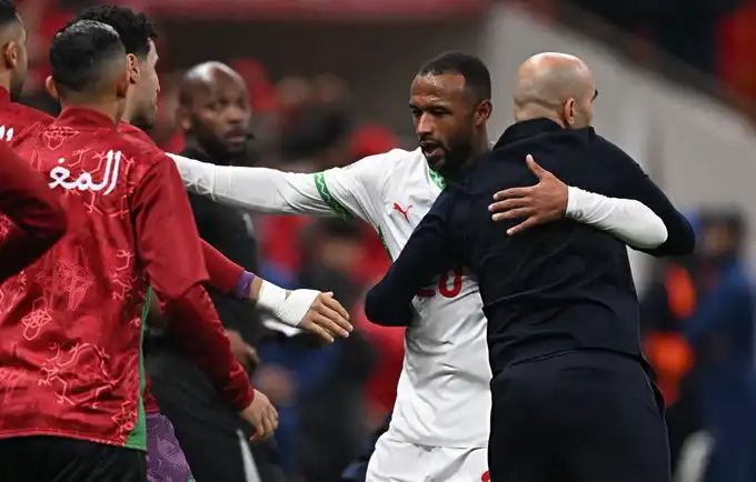 هل حصل وليد الركراكي على ضمانات من فوزي لقجع بالتتويج بكأس أمم إفريقيا؟