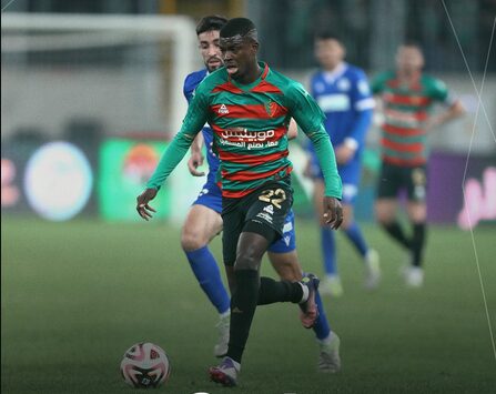 مولودية الجزائر تحسم التأهل بصعوبة وتُقصي مولودية البيض من كأس الجزائر